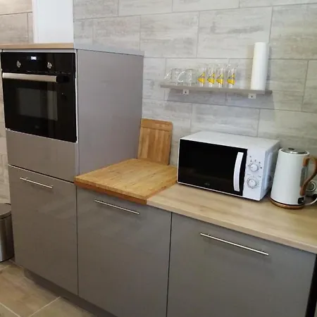 Appartement Soultzeren 度假居 *